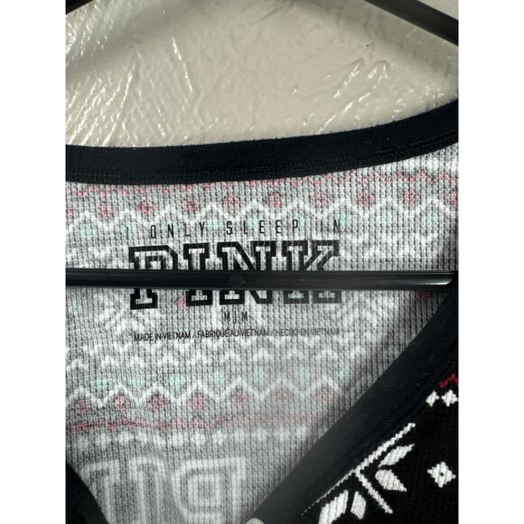 NWOT Victoria's Secret PINK Long Sleeve Thermal Sleep Top Pajamas Size Medium - Picture 2 of 5